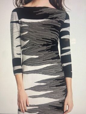 Diane Von Furstenburg Black and Cream Print Sheath size 4